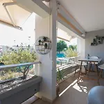 Classy W Terrace@teniscourt Apartmán *