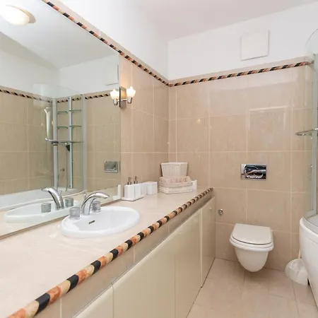 Classy W Terrace@teniscourt * 斯普利特