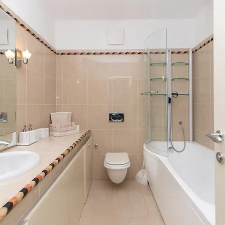 Classy W Terrace@teniscourt * 斯普利特